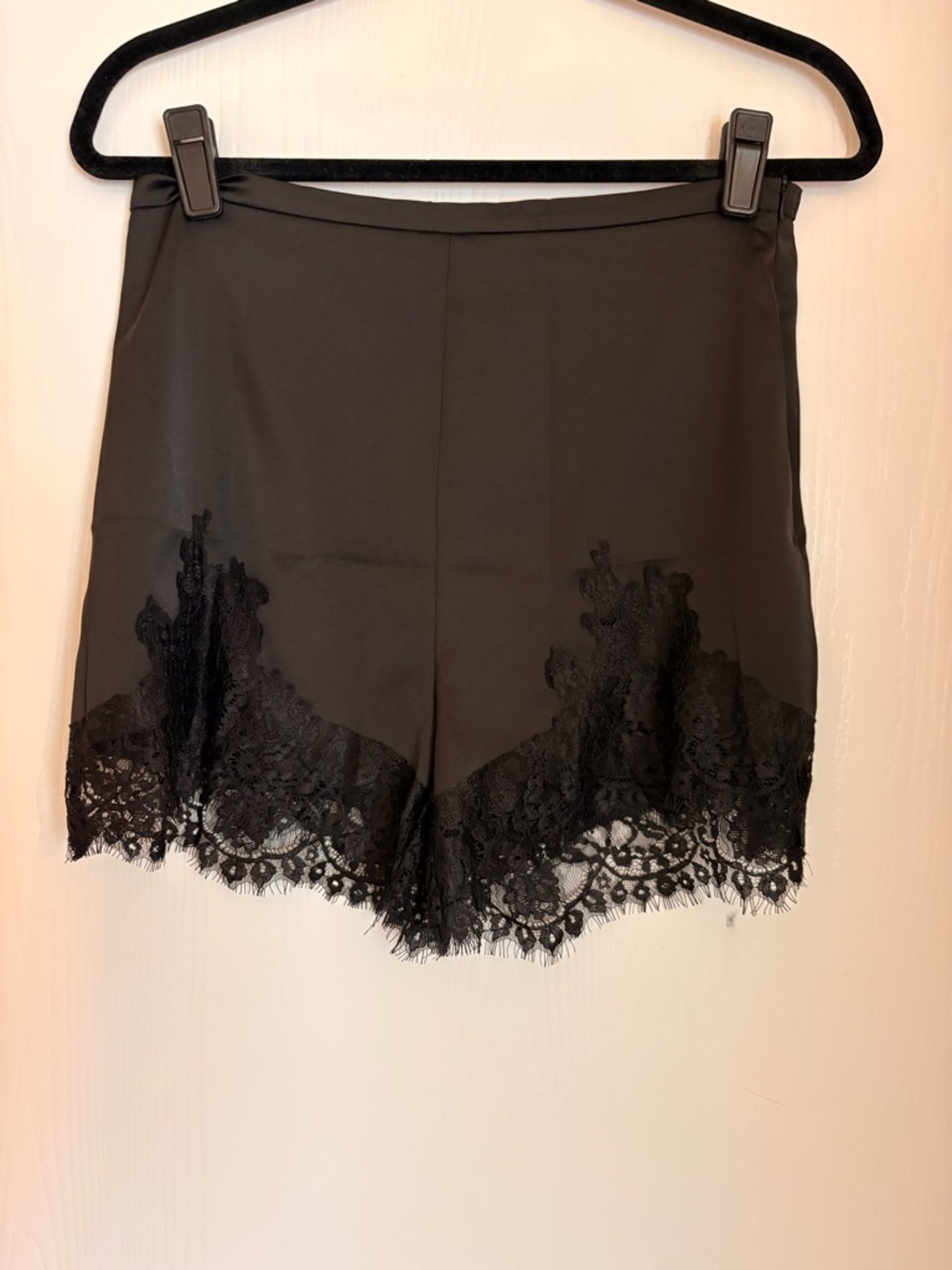 Amazon Black Lace Trim Women's Shorts